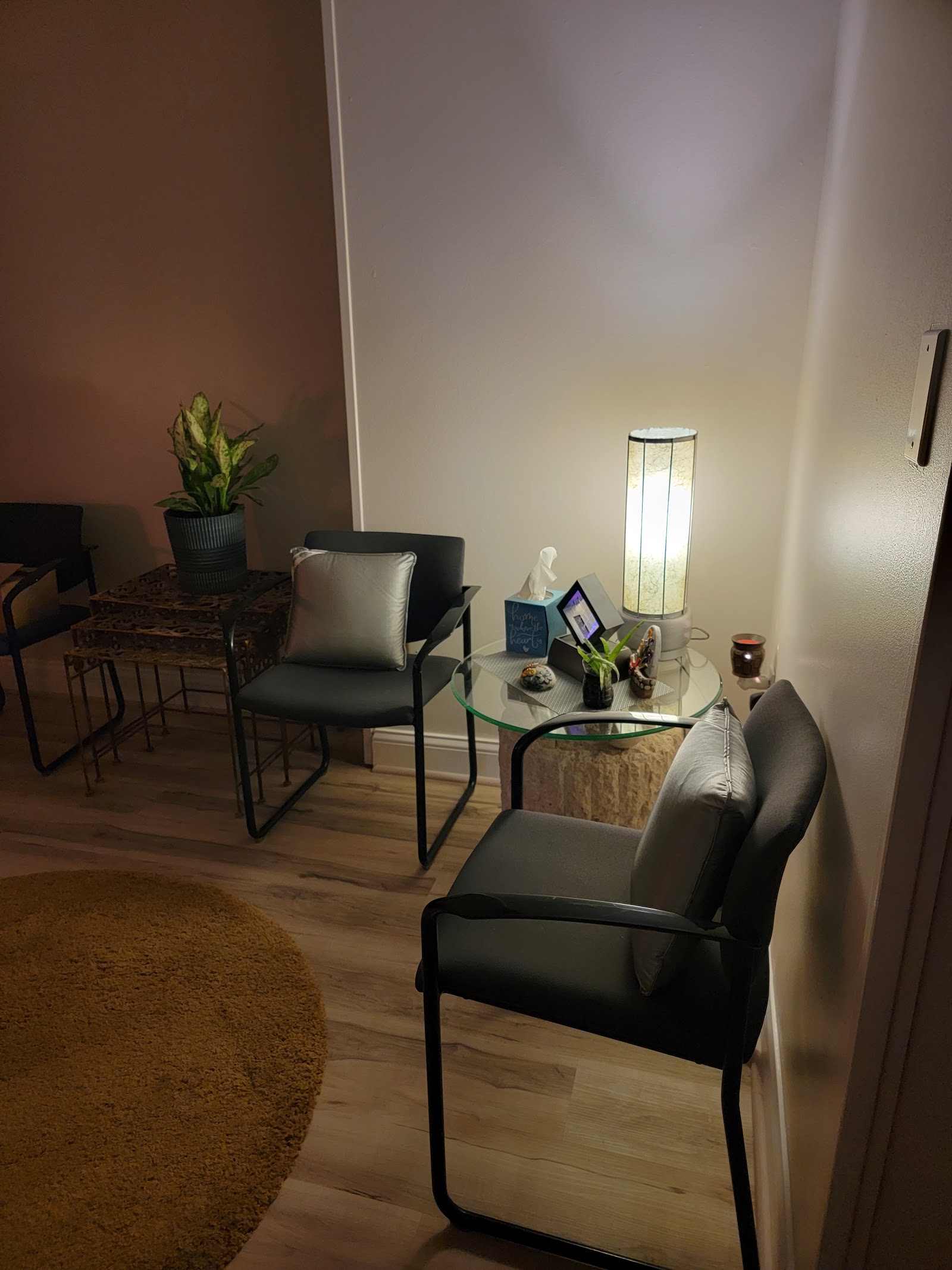 Anjoura Spa in Romulus