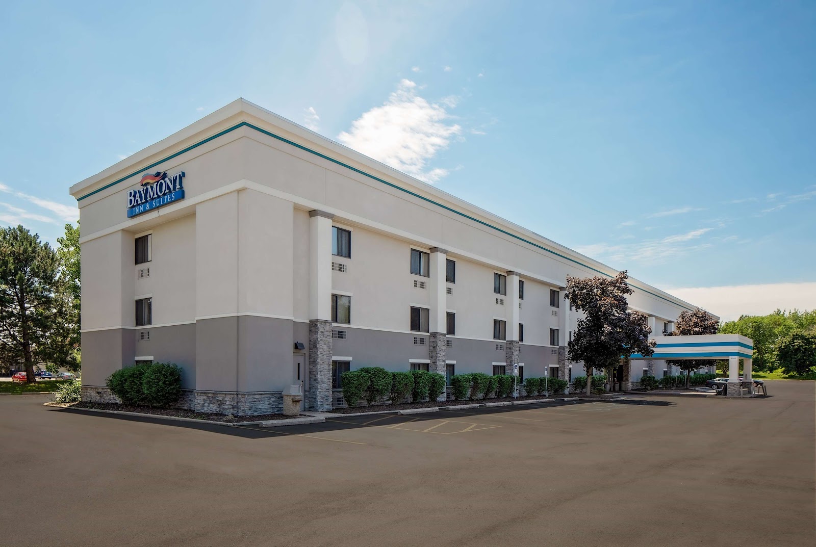Baymont by Wyndham Detroit Airport/Romulus — photo