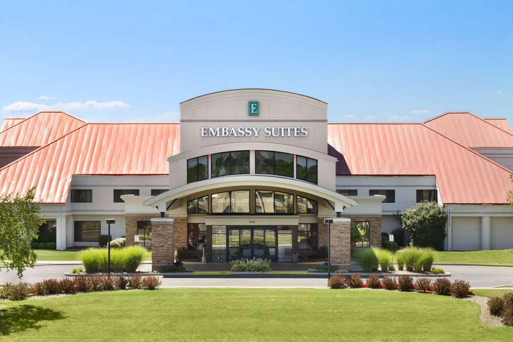 Embassy Suites by Hilton Detroit Metro Airport in Romulus