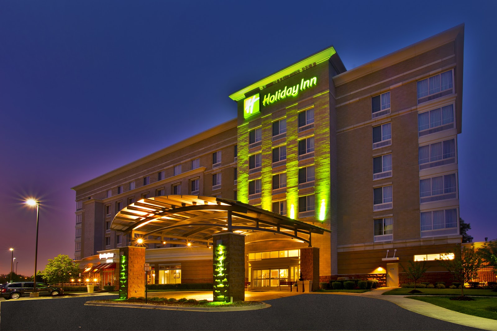 Holiday Inn Detroit Metro Airport by IHG in Romulus