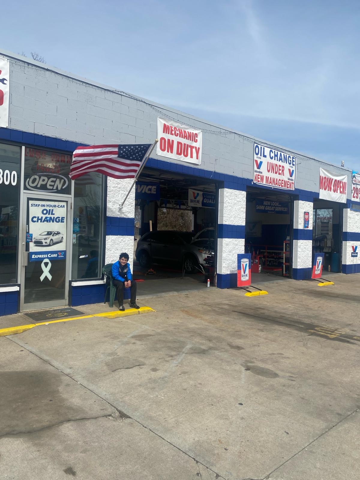 Valvoline express care in Romulus